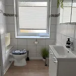 Feuerschiff-panorama - Moderne In Der Innenstadt Mit Wasserblick Appartement Emden