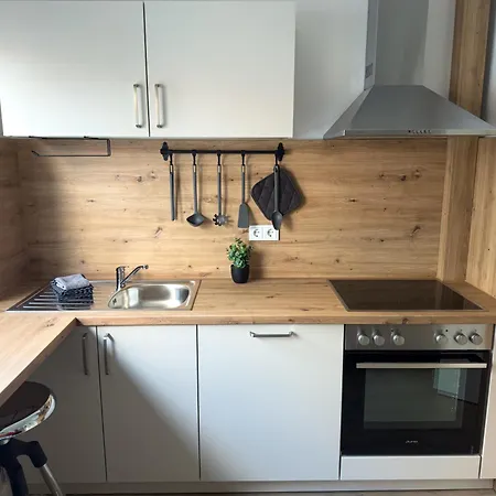 Feuerschiff-panorama - Moderne In Der Innenstadt Mit Wasserblick Emden